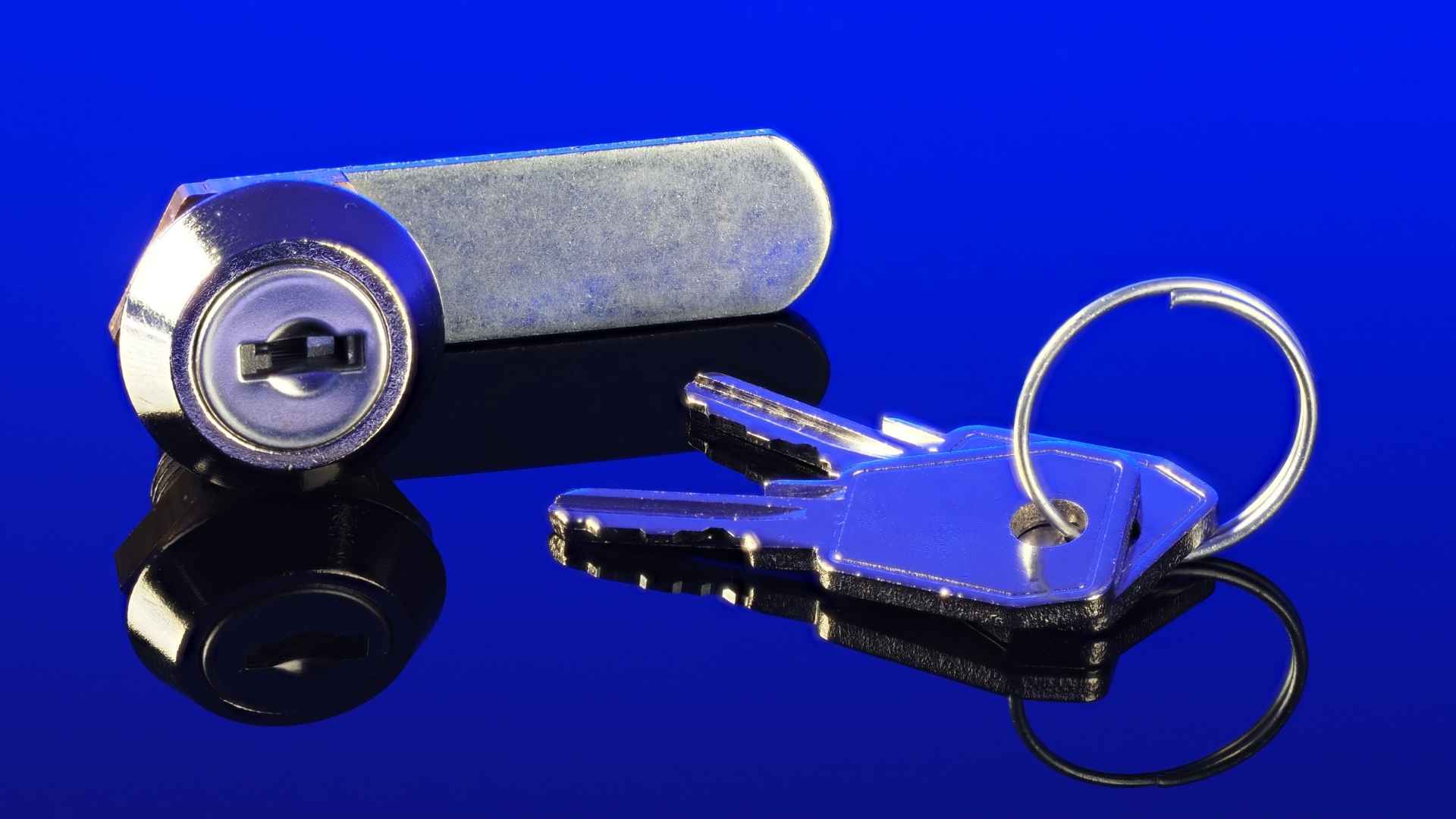 Mailbox Lock Replacement 